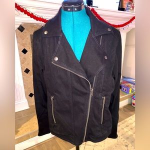 Liverpool jacket. Black with zipper details.